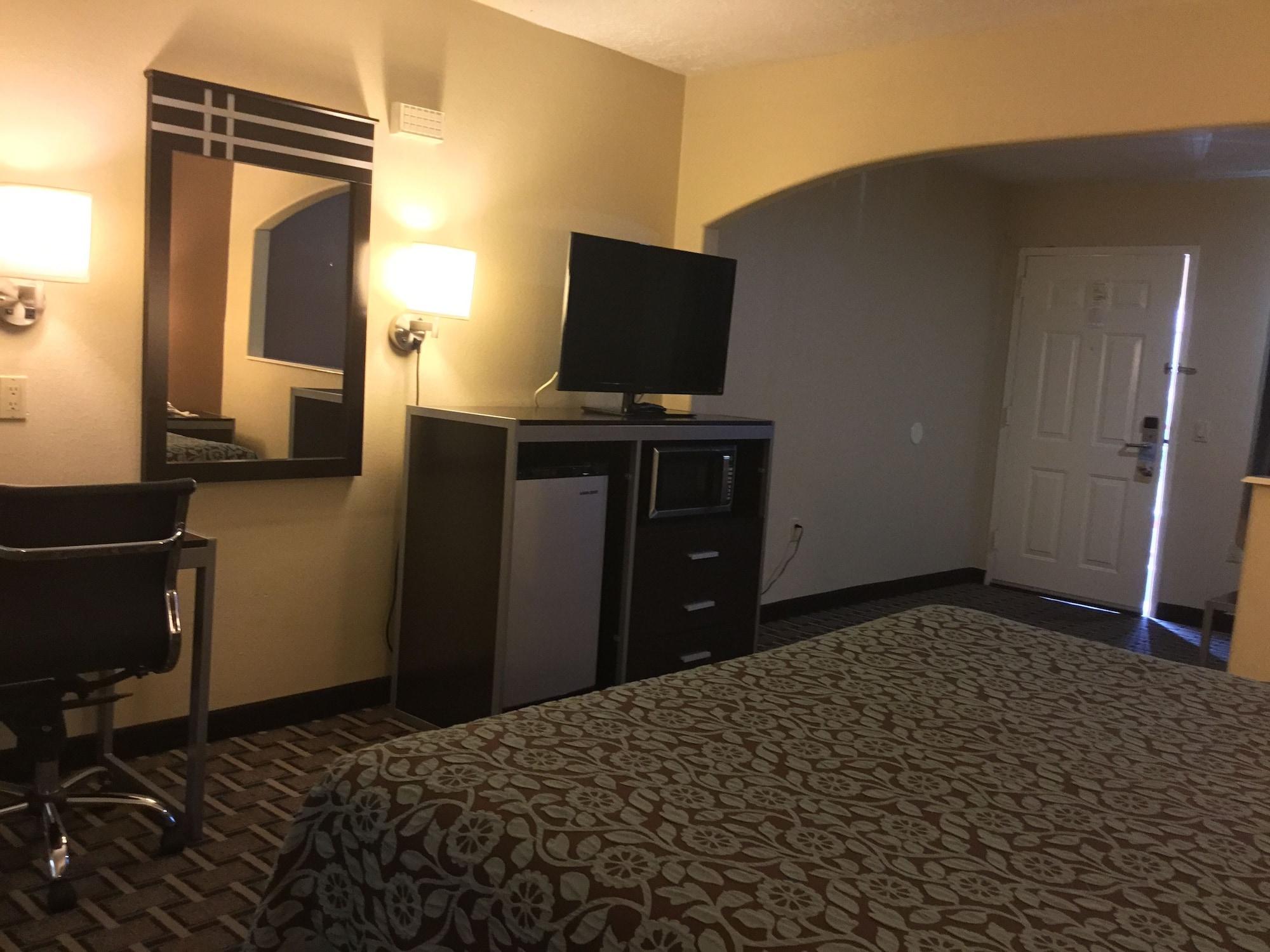 Days Inn & Suites By Wyndham Houston North - Spring Kültér fotó