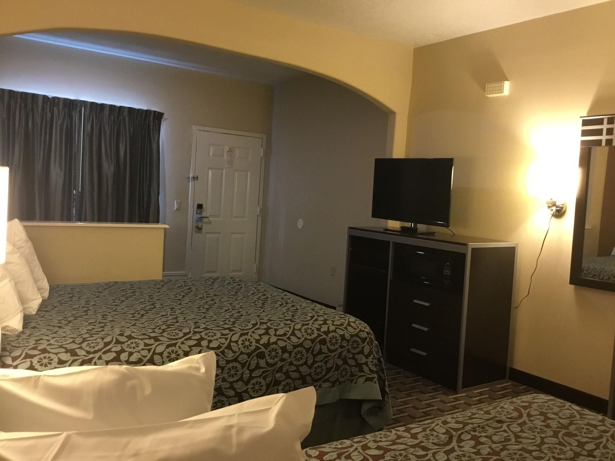 Days Inn & Suites By Wyndham Houston North - Spring Kültér fotó